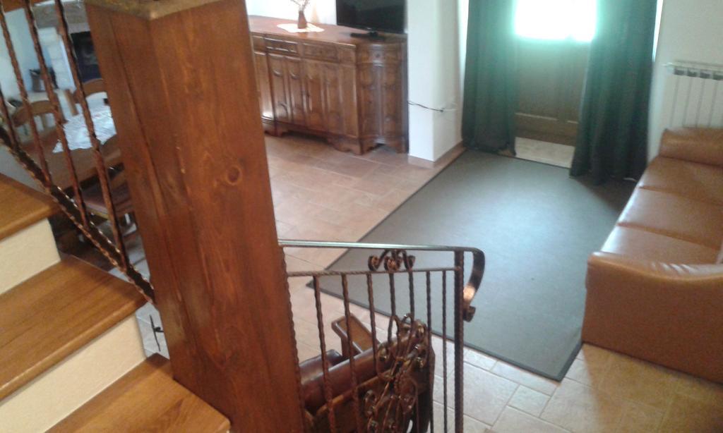 Agroturizam Nezic Villa Oprtalj Buitenkant foto