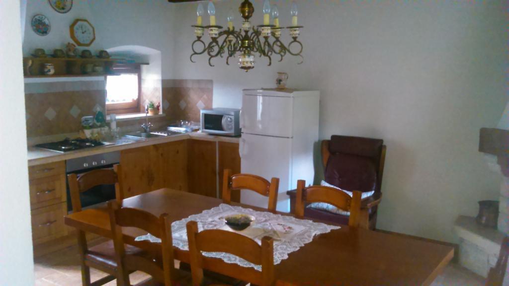 Agroturizam Nezic Villa Oprtalj Buitenkant foto